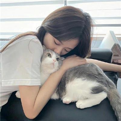 和老妈一起住